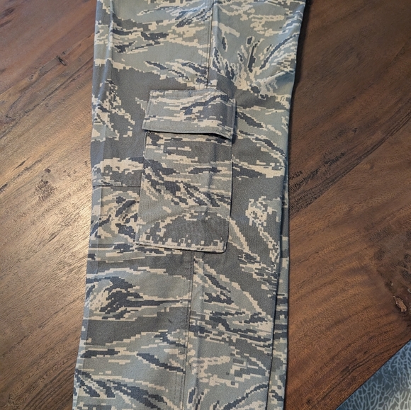 NWT U.S. Air Force Digital Camo Trouser Size  32 Short - Picture 5 of 9